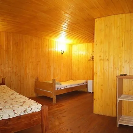 V Gorakh Orman Evi *